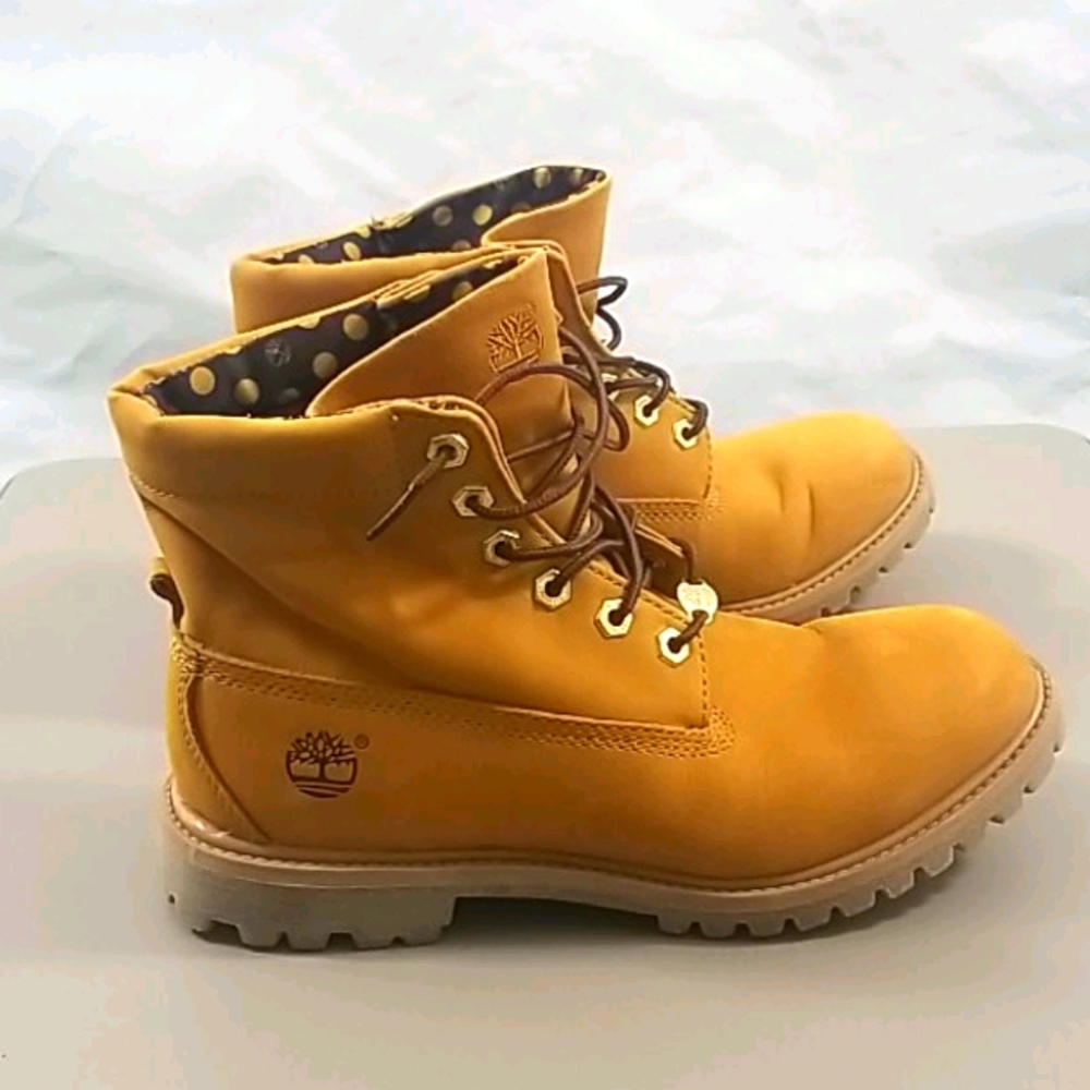 TIMBERLAND BOOTS
